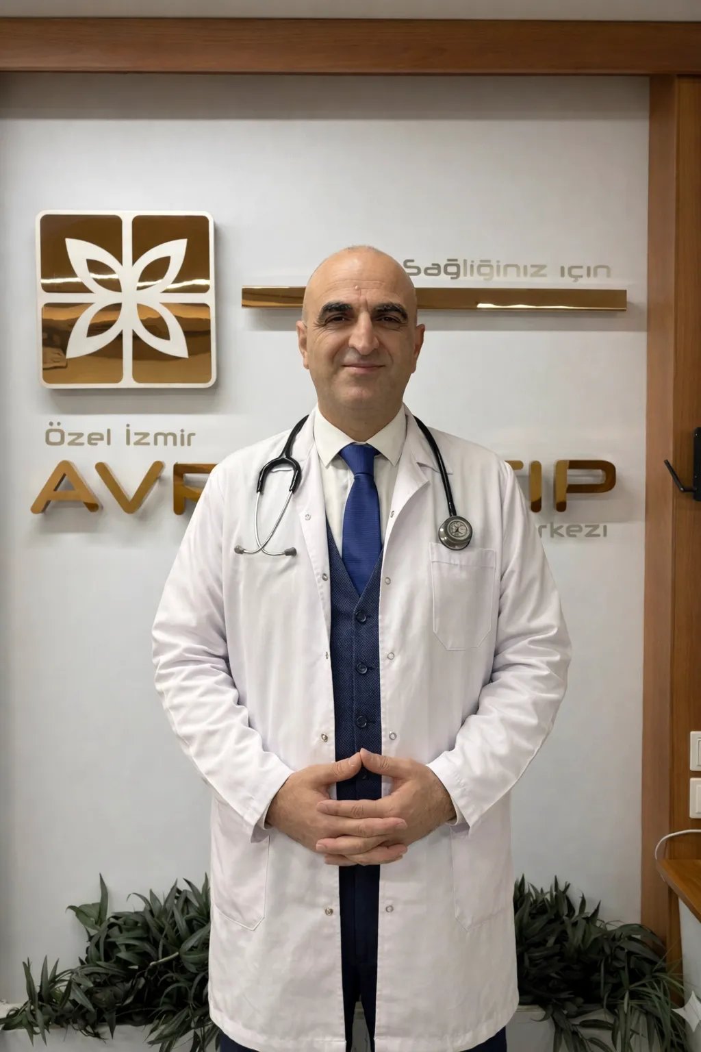 Şunun resmi: Uzm. Dr Gökhan Günay